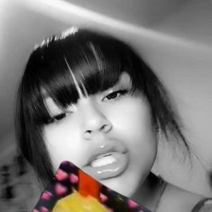 Meet your Posher, Fernanda